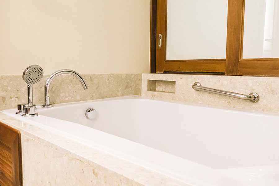 How To Clear a Clogged Bathtub Drain in Phoenix, AZ